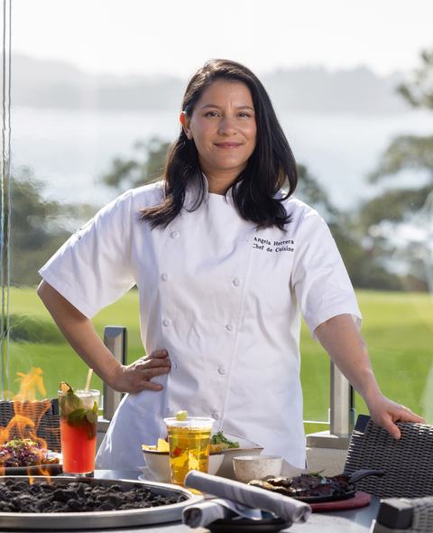 Image of Angela Herrera