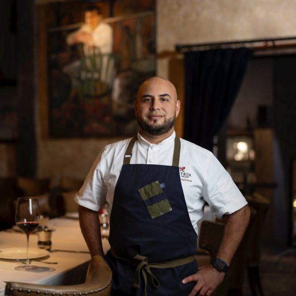 Image of Alex Espinoza