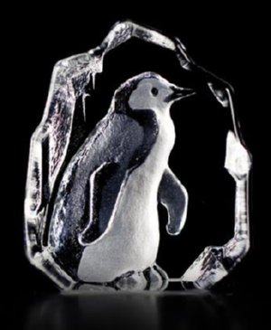 Mats Jonasson Penguin - Miniature Etched Crystal MJ 88113