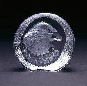 Mats Jonasson Eagle Crystal Etched Sculpture MJ 99201