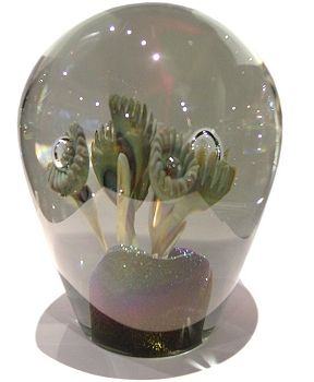 Dichroic Dostic Star Paperweight by Robert Eickholt - Sold