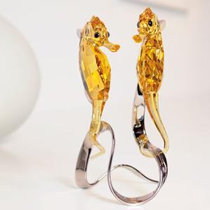 Seahorses, Light Topaz