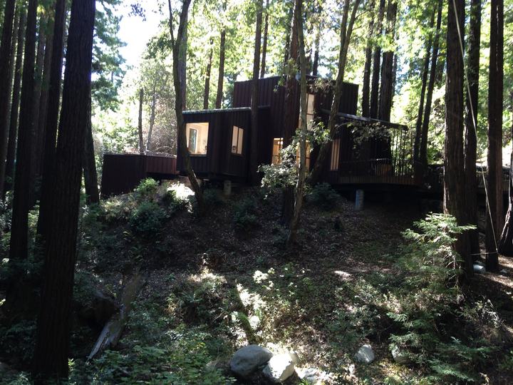 Real estate listings in Big Sur