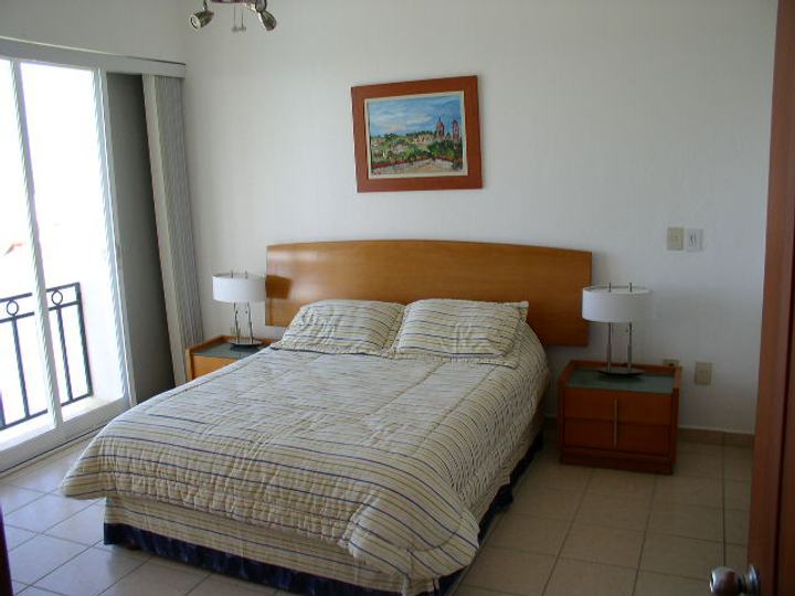 Real estate listings in Bahia de Banderas