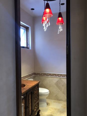 13 HALLWAY BATH