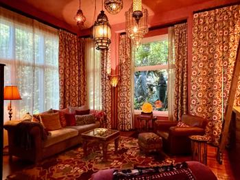 Luxor Floor Lamp - Amber