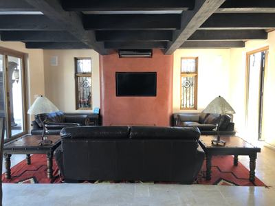 Image #137 - 11 LIVING ROOM (1)