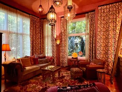 Image #172 - Luxor Floor Lamp - Amber