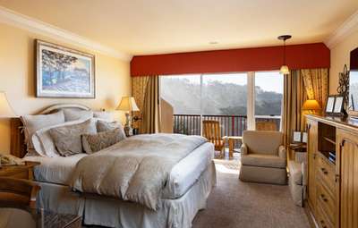 Image about Cove View Rooms : Room 9