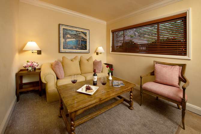 Image of Room 27 02