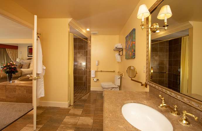 Image of Room 28 03