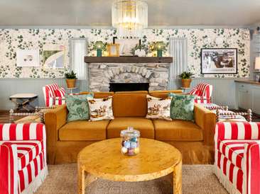 Image about Lobby Lounge