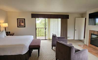 Adobe Inn, Carmel-by-the-Sea