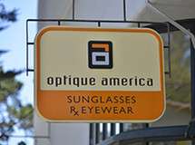 Image about Optique America