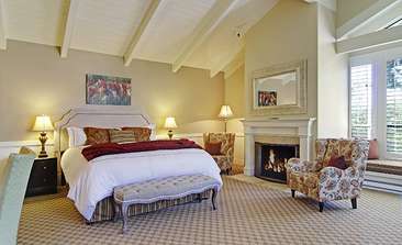 Image about Deluxe king suite.