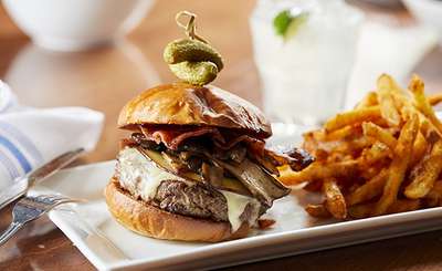 Brophy's Tavern (Relaxed Irish Pub)