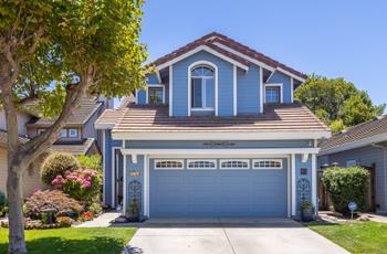Luxury Homes in Salinas