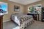 Luxury Homes in Lake Shastina (Image 25)