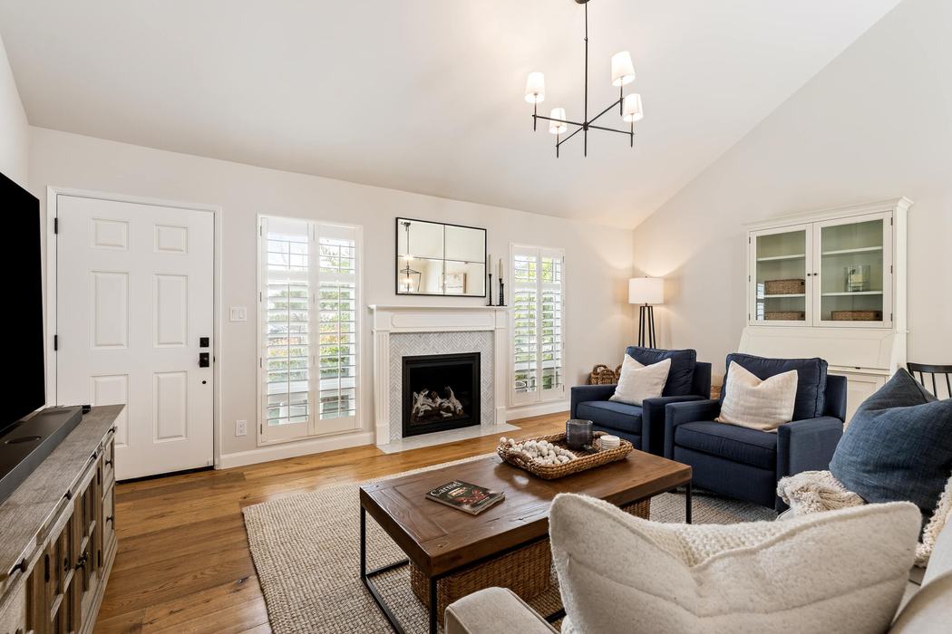 4000 Rio Road #49, Carmel