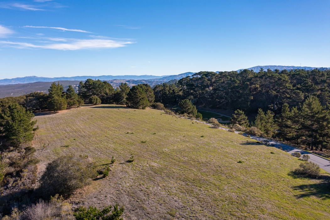 8005 Quatro, Carmel