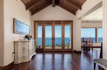 Luxury Houses for sale in Carmel