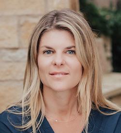 Christine Handel