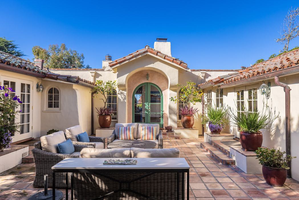 VILLA VISTA