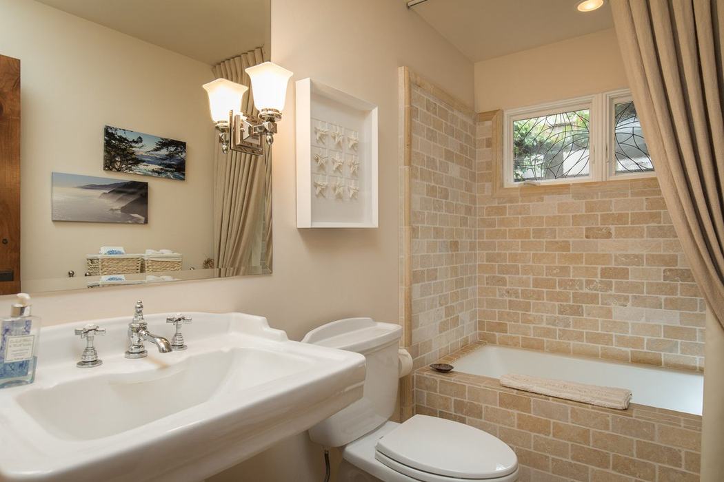 CAMELLIA COTTAGE