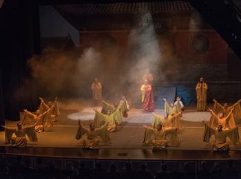 Theater Images: Image #453