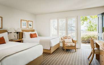 Image about Queen Queen Guest Room