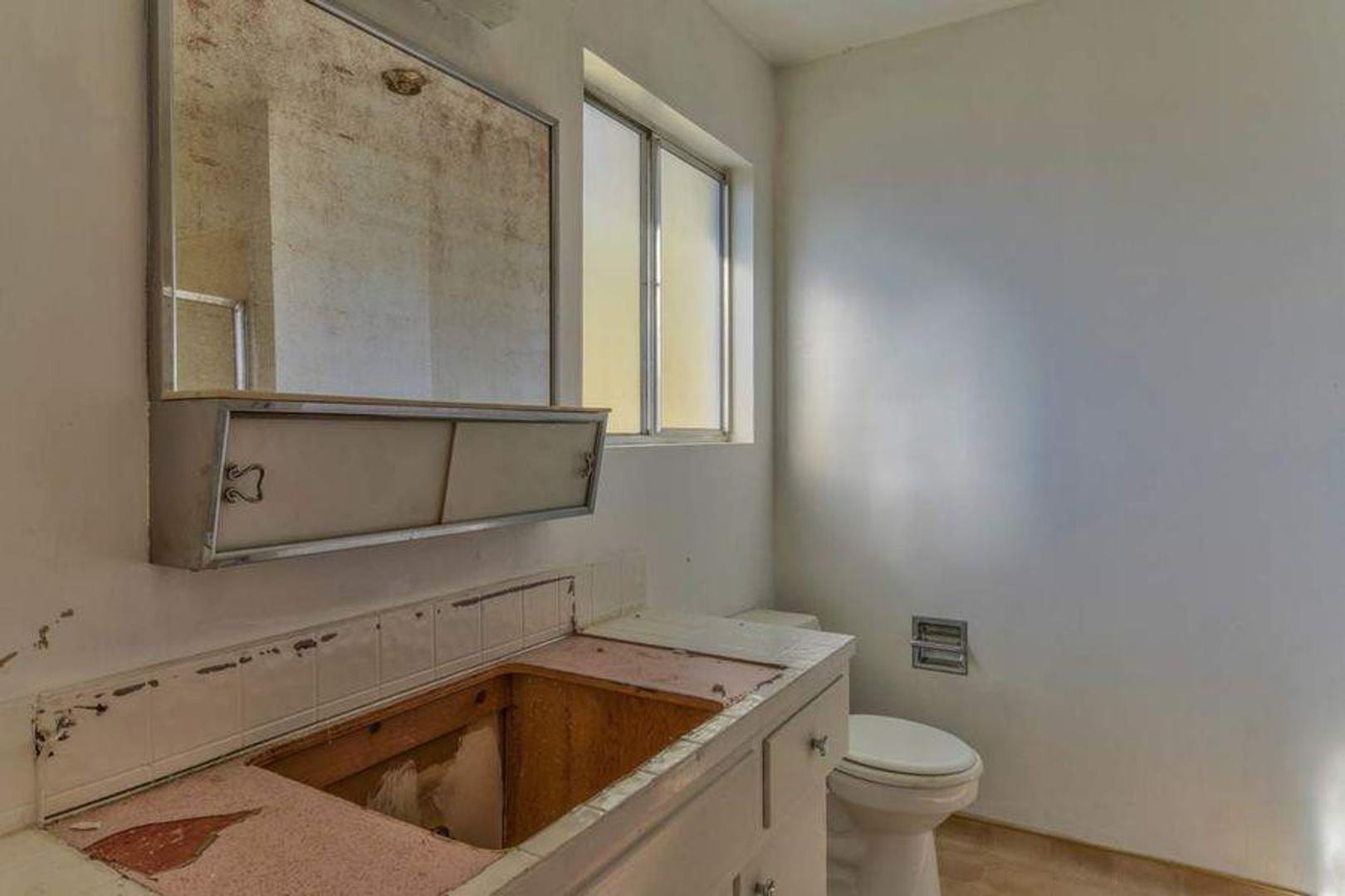 218 Cosky DR photo #13