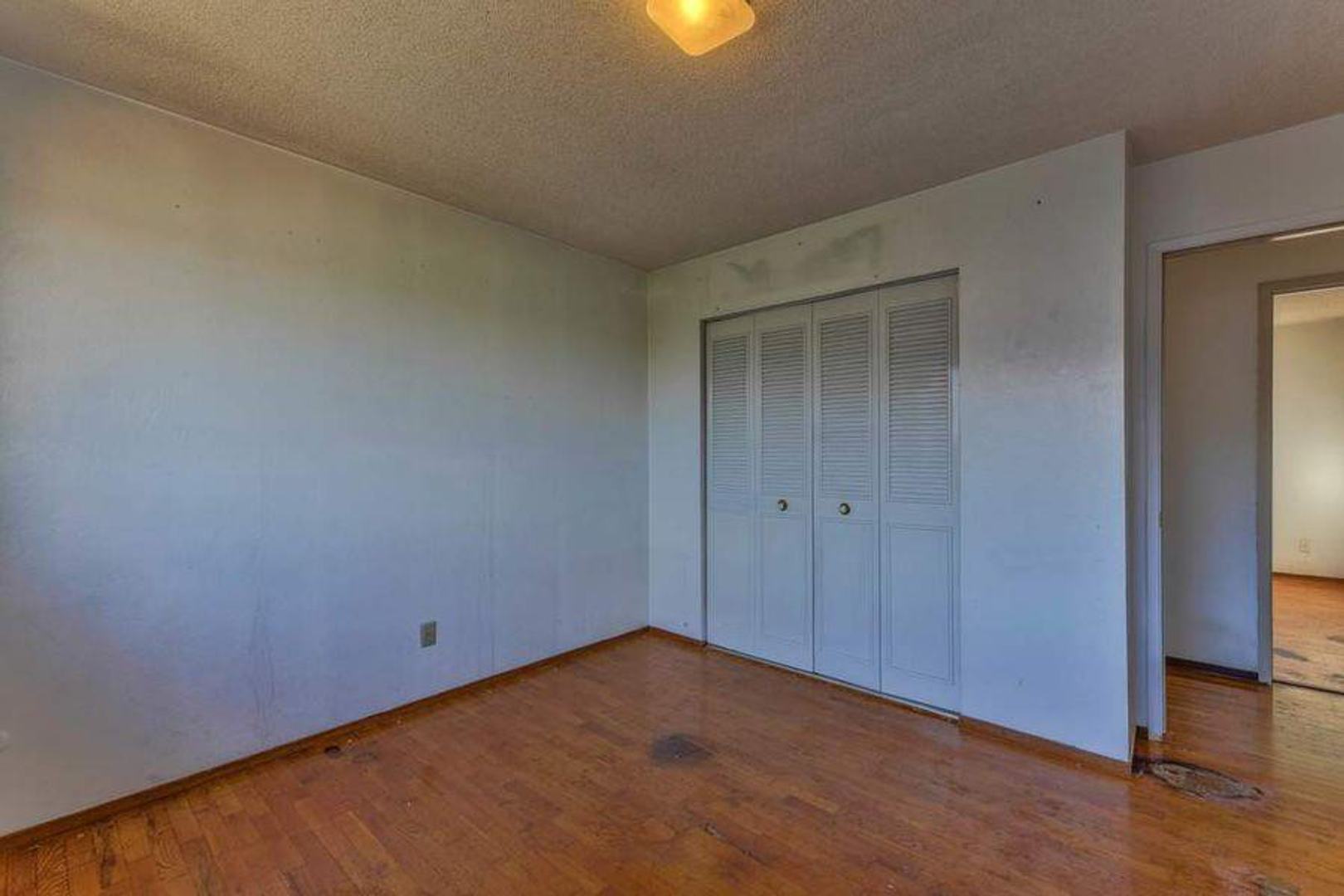 218 Cosky DR photo #14