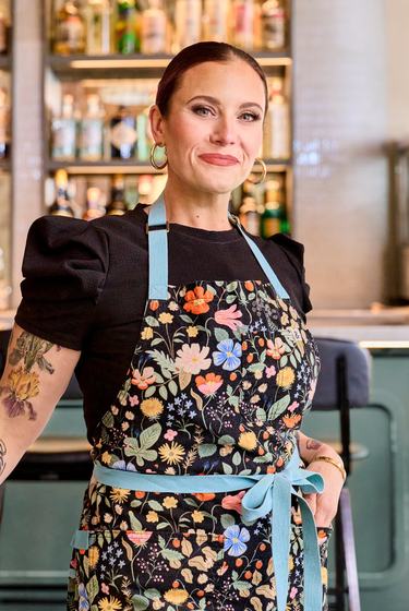 Image of Karen Akunowicz