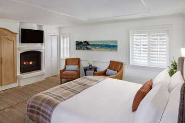 Image about Deluxe King Spa + Fireplace