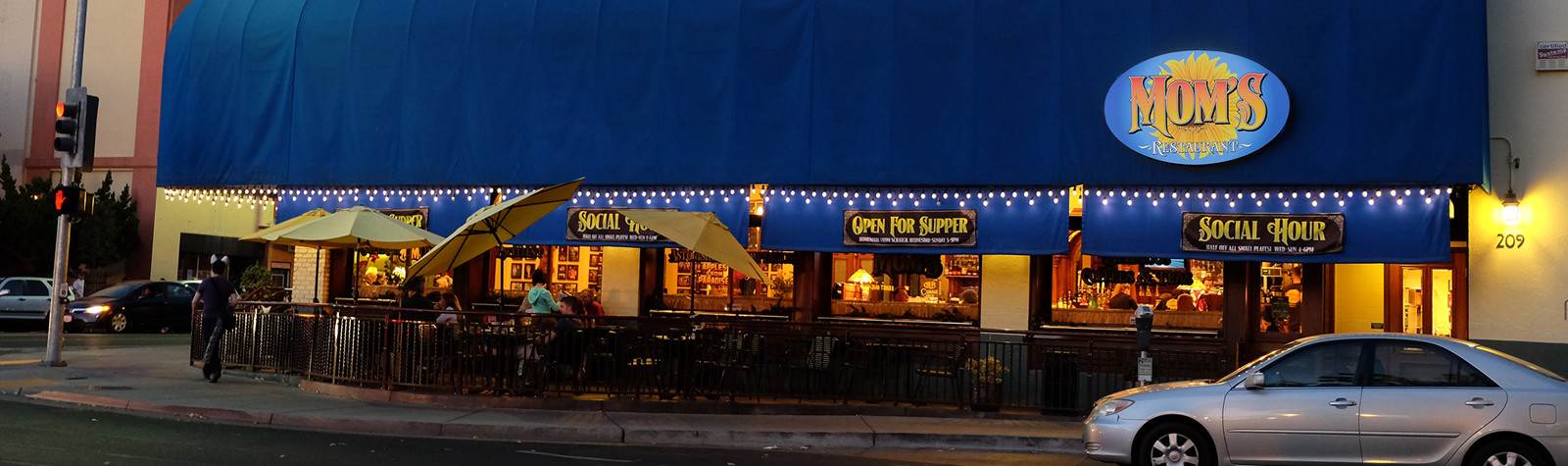 Mom's Restaurant