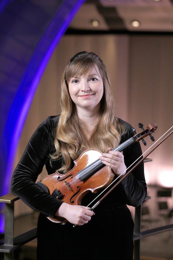 Violin II | Zlata Grekov, Principal