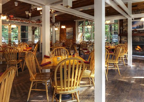 Big Sur Lodge Restaurant Outdoor Patio, Caf&eacute; & Deli - Photo 1 (Thumbnail)