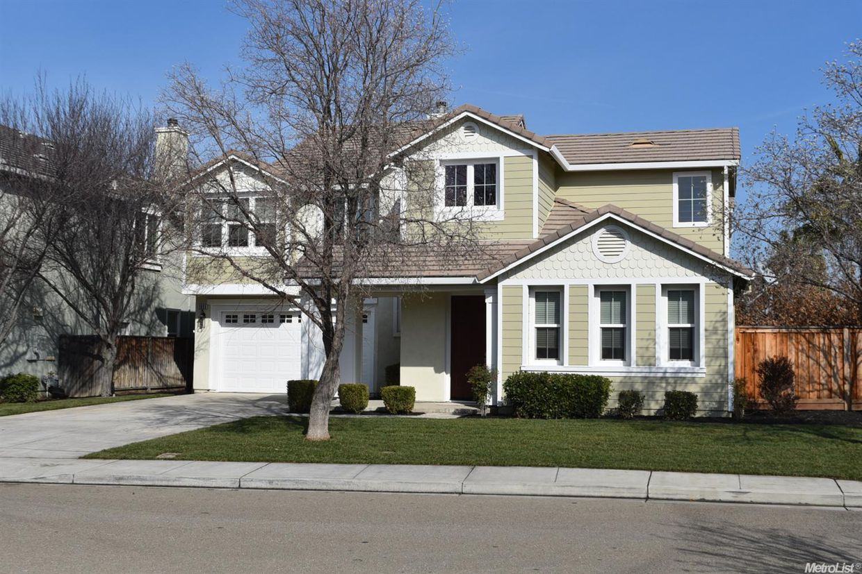 Real estate listings in Tracy