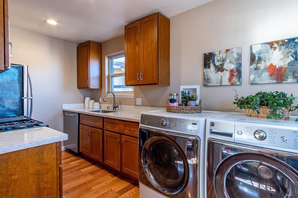 Property Listings in Redwood City