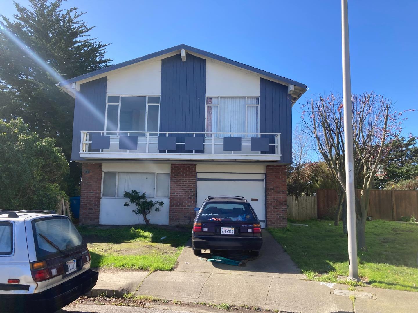 Real estate listings in Pacifica
