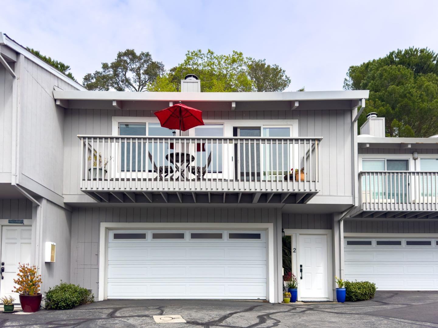 Real estate listings in Kentfield