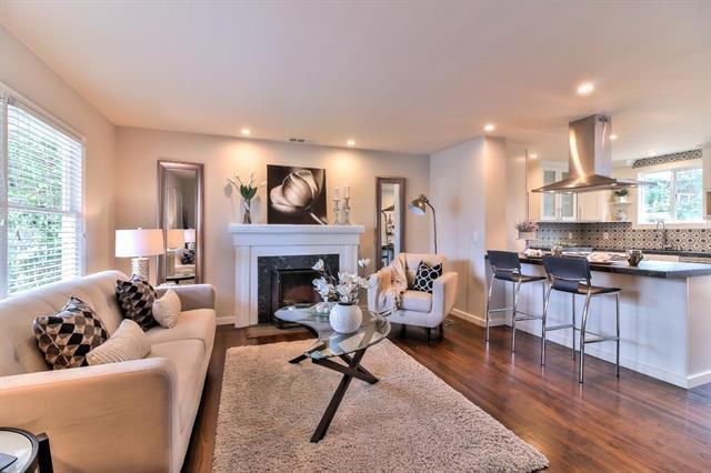 Real estate listings in Redwood City