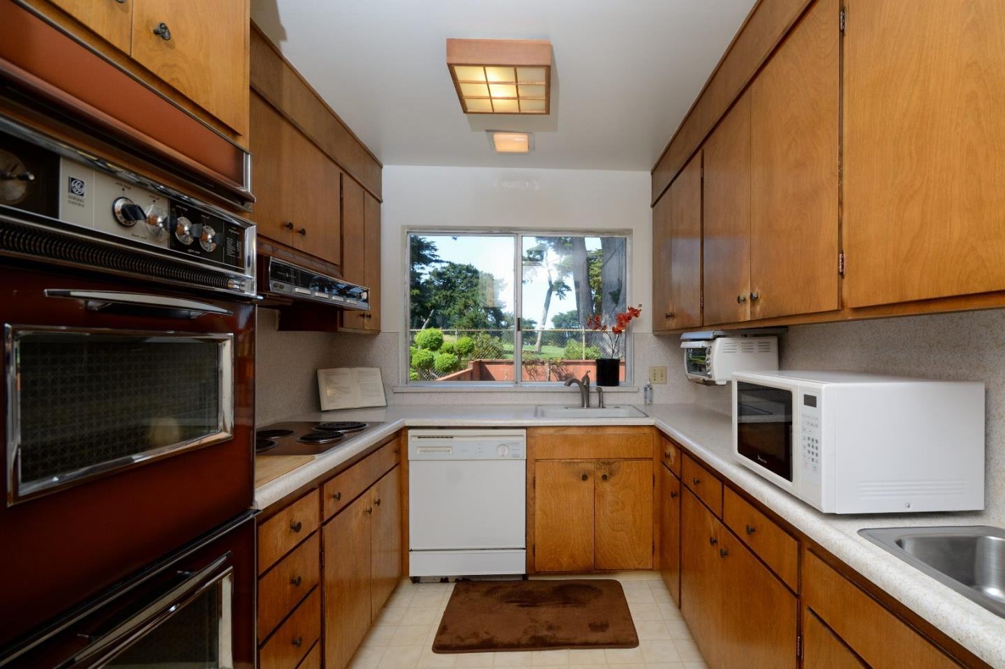 Real estate listings in DALY CITY
