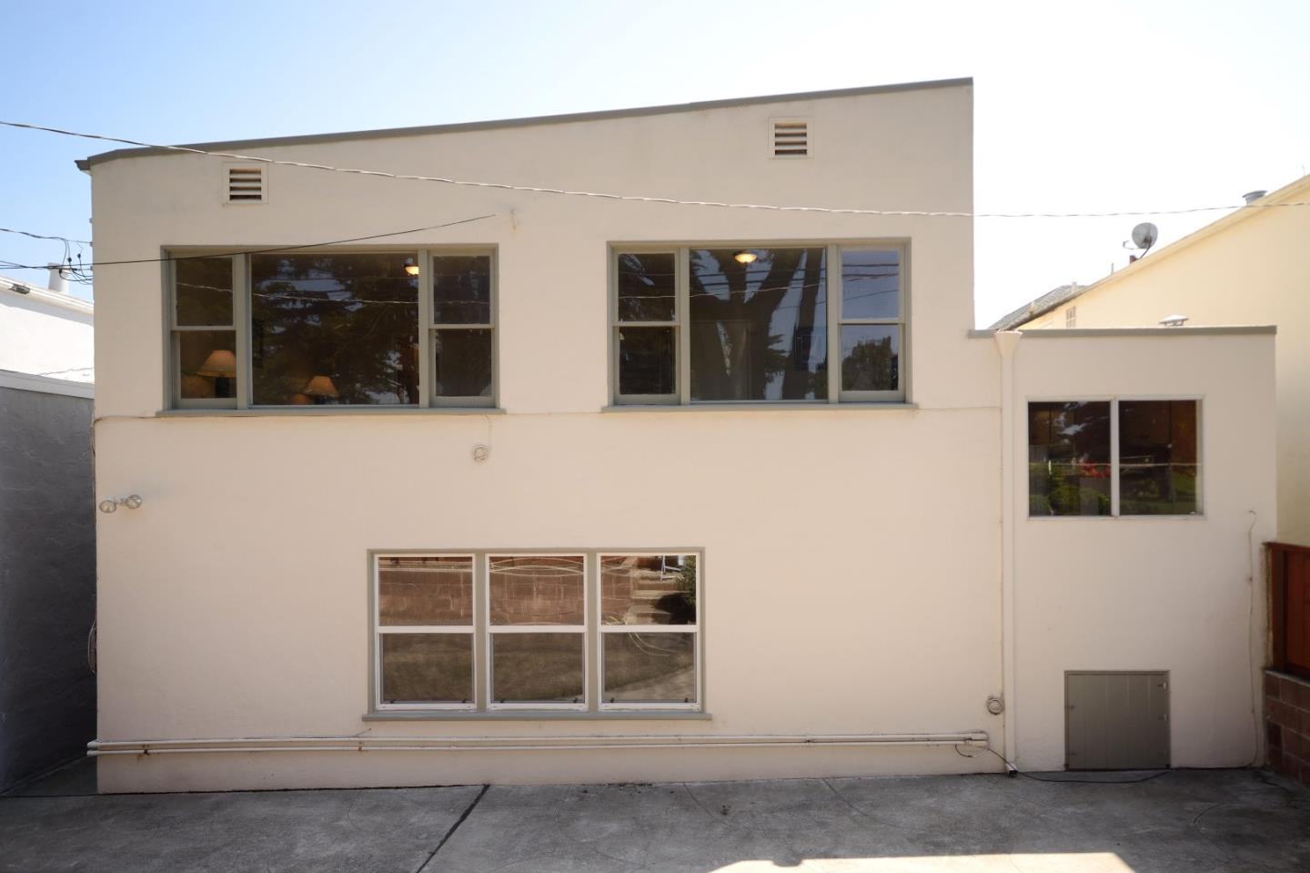 Real estate listings in DALY CITY