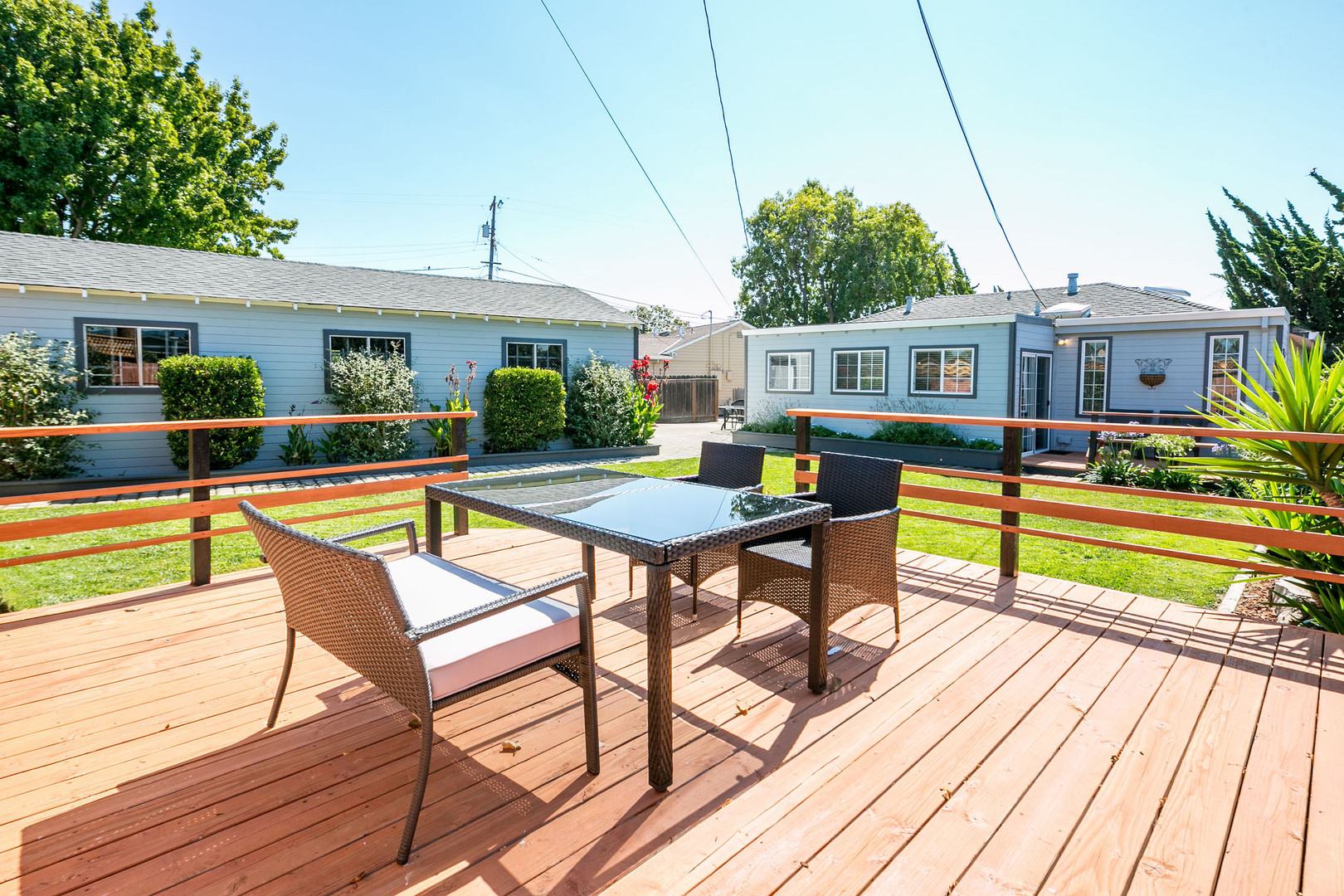 Real estate listings in San Mateo