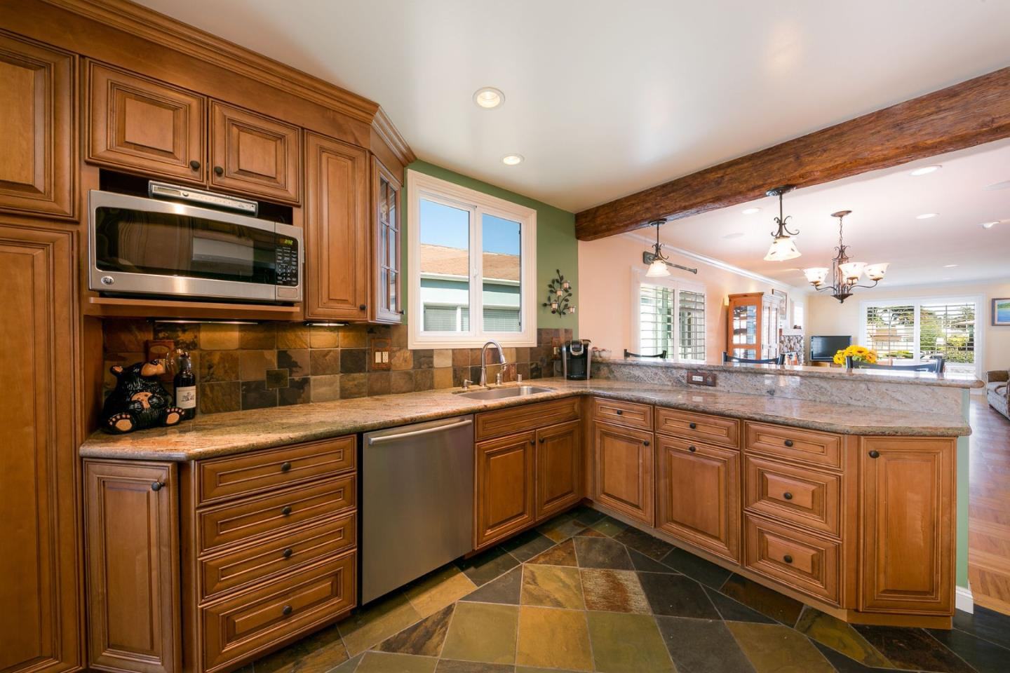 Real estate listings in DALY CITY