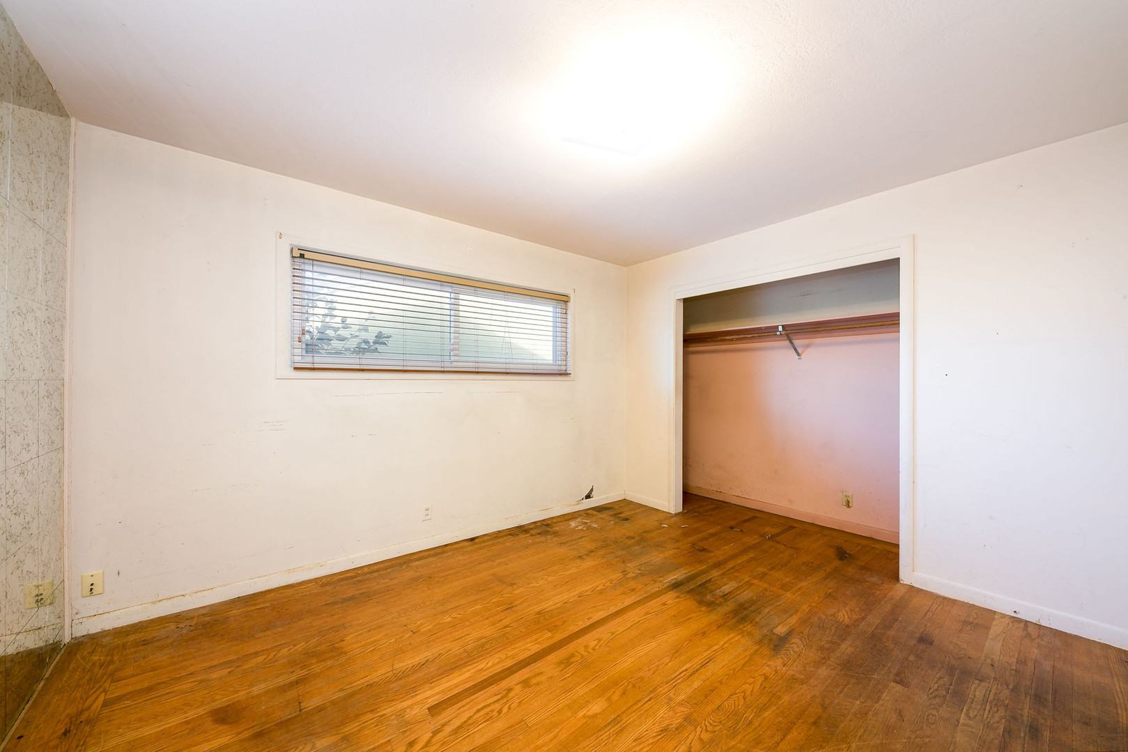 Real estate listings in San Mateo