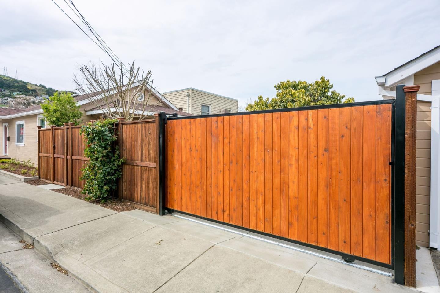 Property Listings in BRISBANE