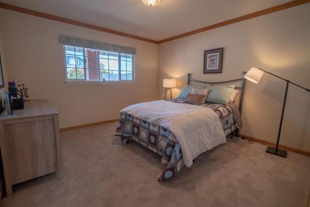 Real estate listings in Burlingame