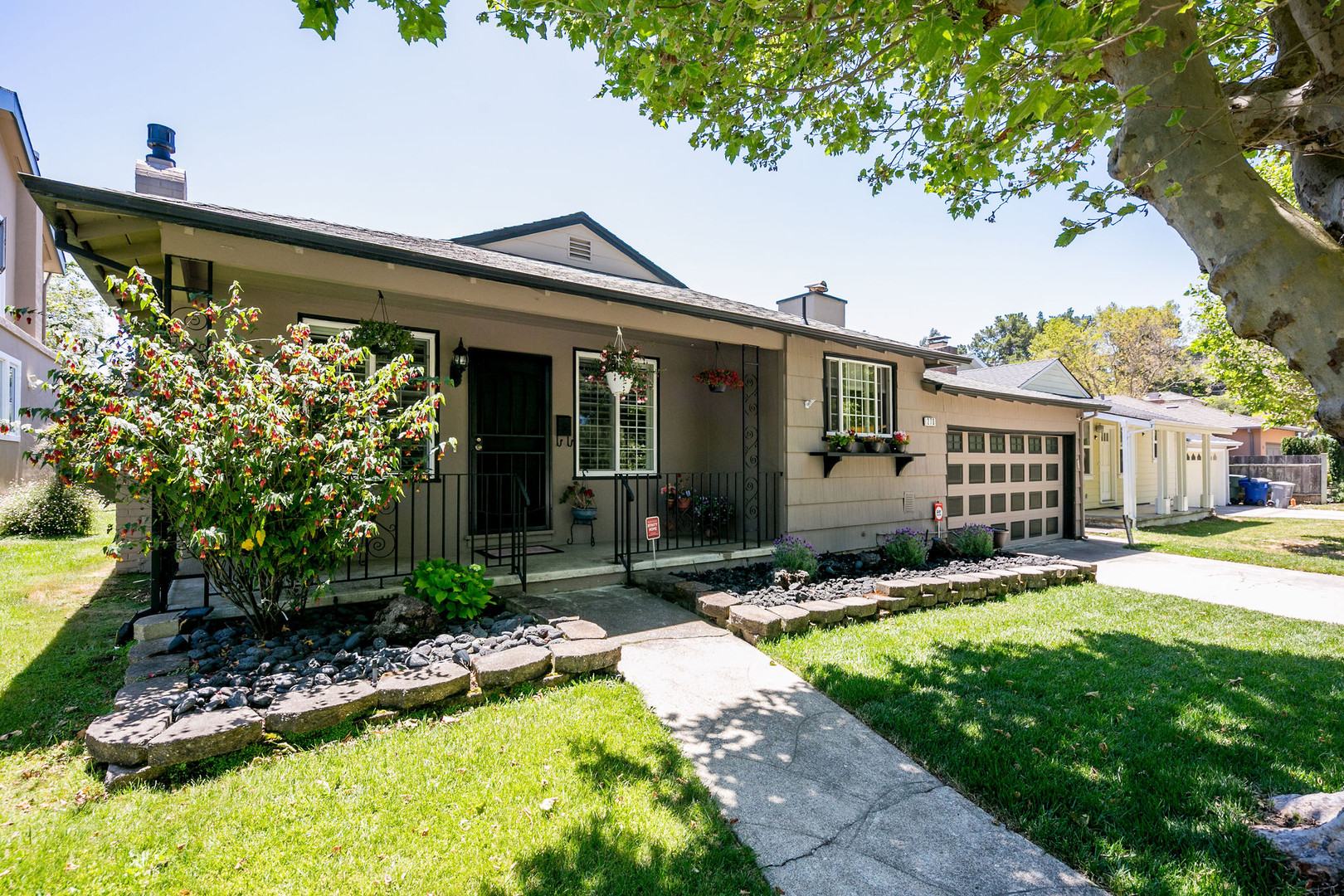 Real estate listings in Millbrae